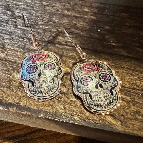Handmade Boho Copper Earrings, Day of The Dead‎ Rose Wire Earrings, Gift Box - Picture 4 of 10